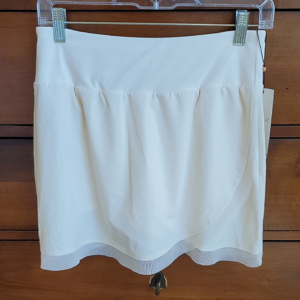Calia Light Cream Skort Womens Small